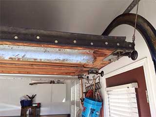Door Maintenance | Garage Door Repair Buffalo Grove, IL